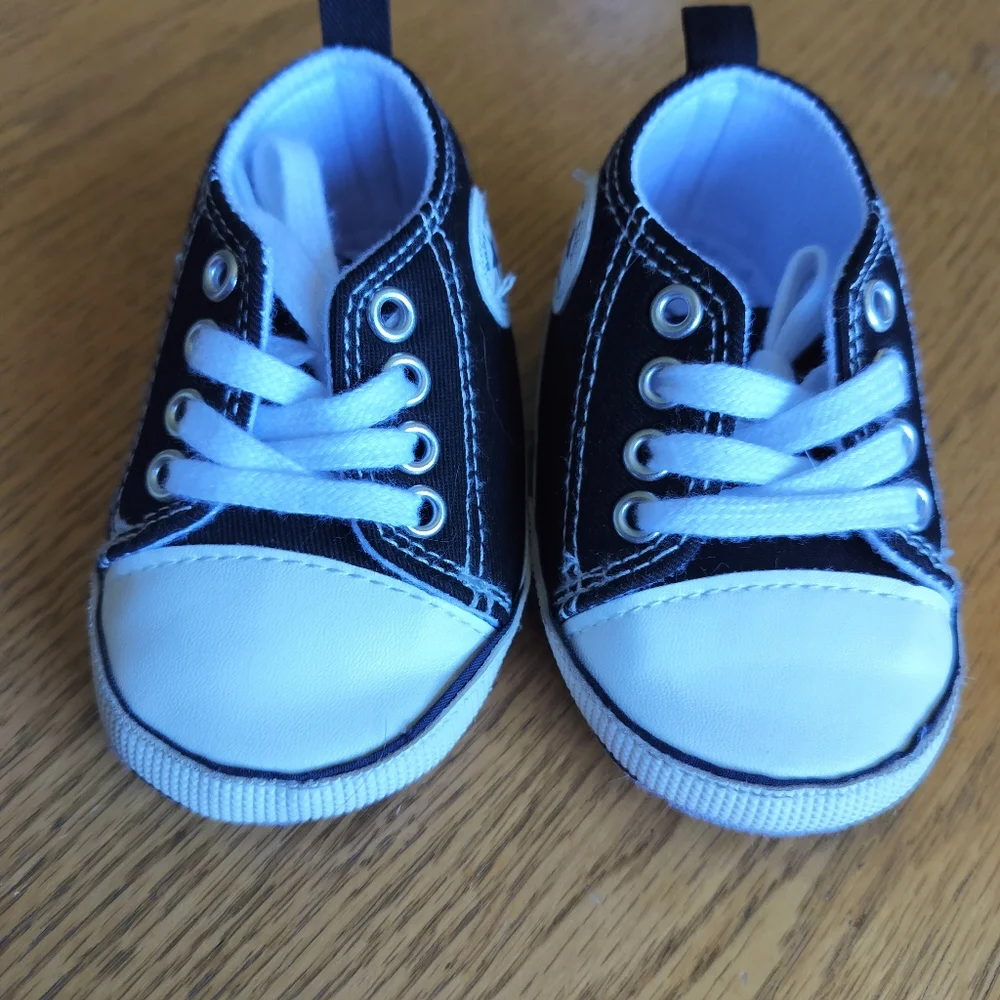 Baby Star-Patch Canvas High-Top Sneakers Black Size 2 Crib Shoes